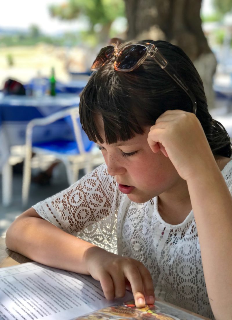 AFSTED TIL DET GRÆSKE