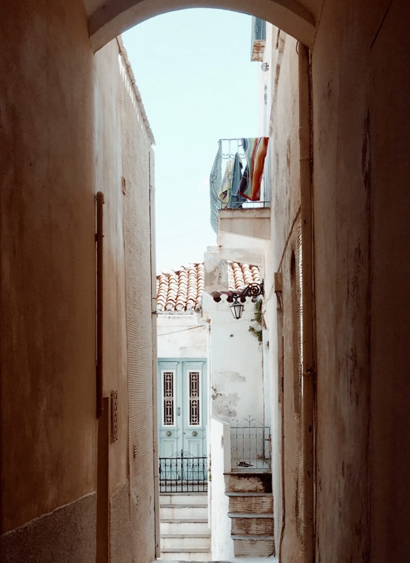 Ø-HOP – SÅDAN REJSER DU MED FÆRGE I GRÆKENLAND